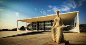 STF decide que prefeituras não precisam criar procuradorias