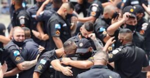 PL que limita controle de PMs por governadores avança na Câmara
