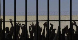 Entenda a polêmica sobre saída temporária de presos