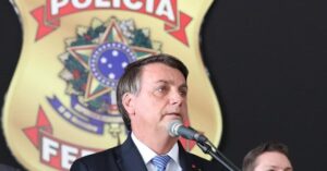 Folha de SP lança suspeita sobre aparelhamento político da PF