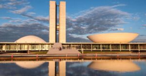 Senado vota retomada da taxação de compras nesta terça (4)