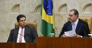 STF muda entendimento e sete deputados podem perder mandato