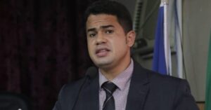 MP aciona prefeito e filha de deputado estadual por improbidade