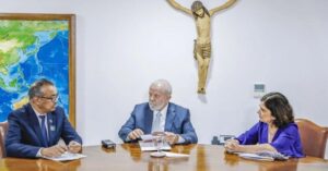 Saúde entrega menos de 10% das vacinas prometidas para 2024