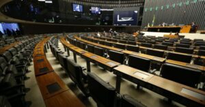 Câmara terá só 9 sessões entre agosto e setembro de 2024