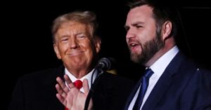 Trump escolhe senador como candidato a vice-presidente