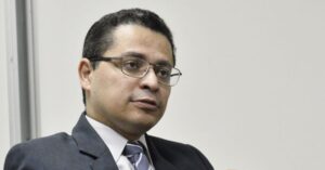 Deputado Carlos Lula revela tensão com governo Brandão