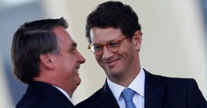 Salles recebe autorização de Bolsonaro para trocar PL pelo Novo