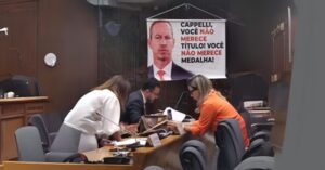 Justiça do DF extingue processo de Cappelli contra Yglésio