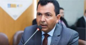 Comissão procura Domingos Paz para intimá-lo sobre assédio