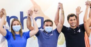 Partidos da base de Lula formam alianças com PL de Bolsonaro