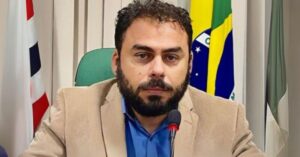 Dudu Diniz sofre pressão após denúncia de funcionário fantasma