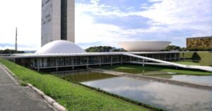 Câmara analisa 2º projeto da reforma tributária nesta semana