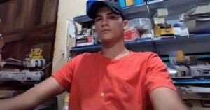 Homem em liberdade condicional por feminicídio mata outra mulher