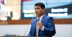 Deputado Wellington denuncia falta de água em bairros de SLZ