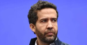 PF indicia Janones por suspeita de rachadinha em gabinete