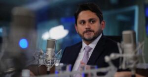 Ministério de Juscelino apura se retorno do X foi proposital