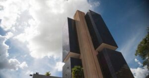 Estatais brasileiras registram rombo recorde de R$ 7,2 bi