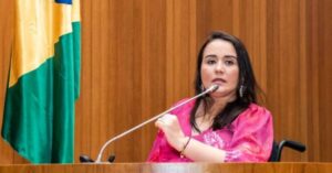 Andreia Rezende assume 1ª vice-presidência da Alema