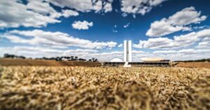 Aposentadorias de deputados somam R$ 97 milhões anuais