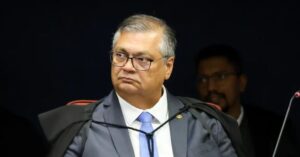 Dino suspende regra da Reforma da Previdência para policiais