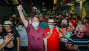 Othelino reforça apoio à reeleição de Carlinhos Barros em Vargem Grande