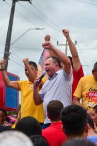 Brandão comemora marca de 5,3 mil novos empregos no mês de julho no Maranhão