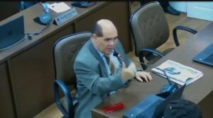 Após exonerações, vereador de São Luís sugere convite para ex-secretária Semcas