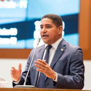 Zé Inácio pede vistoria de todos os shoppings da Grande Ilha