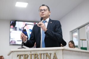 Deputado Carlos Lula destaca referência da rede de saúde materno-infantil de Imperatriz