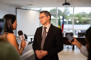 Aprovada PL de Carlos Lula que institui o Dia Estadual em Memória às vítimas da Covid-19