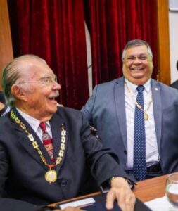 Ato sobre 8/1 terá Sarney e principais cotados para suceder Dino