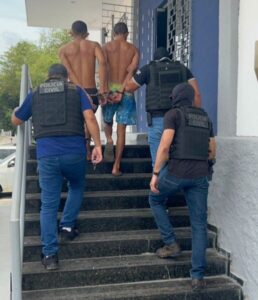 Presos acusados de assaltar joalheria no Shopping da Ilha