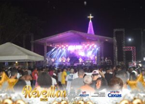 Virada de gala!!! Forró Real, Vi Marinho, PagoBlack e Luan Ribeiro animaram festa da virada em Caxias (MA)