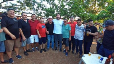 Creoli do Joviniano quase todo fechado com Raimundinho e Aristeu