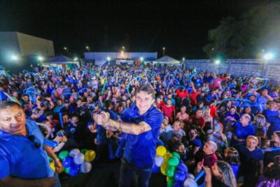 Alan da Marissol lança pré-candidatura a prefeito de Balsas, durante evento, para multidão