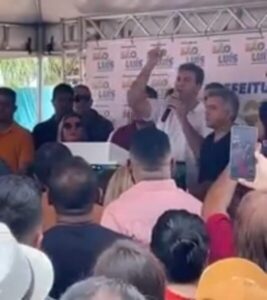 Braide é agredido por aliados de vereador da oposição em palanque durante inaugurações de obras