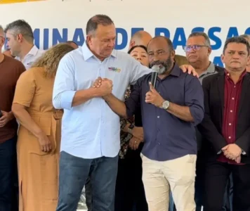 Governador do Estado e Prefeito Heliezer, inauguram obras e assinam ordens de serviços em Peri Mirim nesta quinta (04)