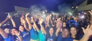 Mega caminhada das mulheres em Presidente Dutra reúne milhares de apoiadoras de Raimundinho e Aristeu