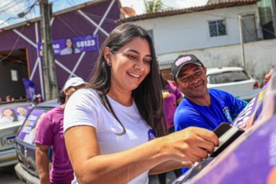 Adesivaço dá início a campanha de Clara rumo a Câmara Municipal de São Luís