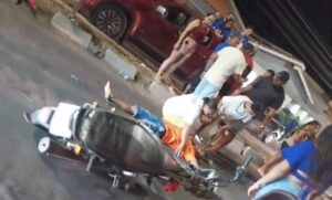Acidente com duas motocicletas após comício em Caxias deixa uma vítima fatal e duas feridas