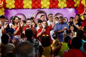 Dóris Rios oficializa candidatura em Vitória do Mearim