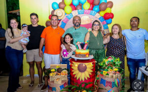 Lideranças politicas, apoiadores e familiares celebram aniversário de Jorge Marú