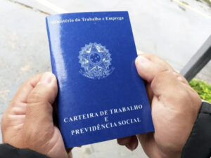 Boleira, auxiliar de expedição e soldador; veja estas e outras vagas de emprego disponíveis no MA
