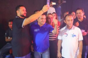 Josimar e Detinha prestigiam aniversário de Diegão em Vargem Grande