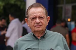 Prefeito de cidade do Piauí, pai de deputada do Maranhão, foi flagrado recebendo propina em motel