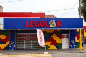 Procon-MA atua escola Legolar por afastamento indevido de aluno autista