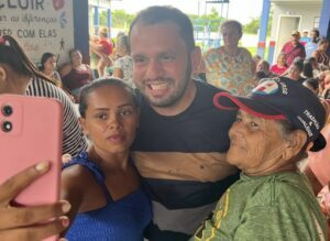 Tuntum: Fernando Pessoa participa da assinatura da Ata de Formação dos grupos para o Minha Casa Minha Vida no povoado Cigana