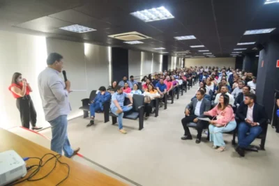 Felipe Camarão lidera reunião estratégica para definir metas educacionais em 2024