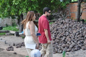 Prefeita Vanderly visita obras em andamento nos bairros de Anapurus.